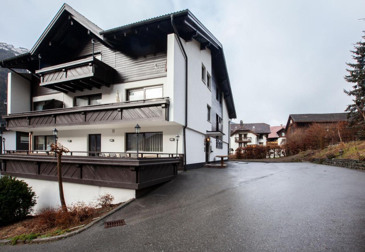 Haus 4 Montafon By Pferd Auf Wolke Apartment Гашурн Екстериор снимка